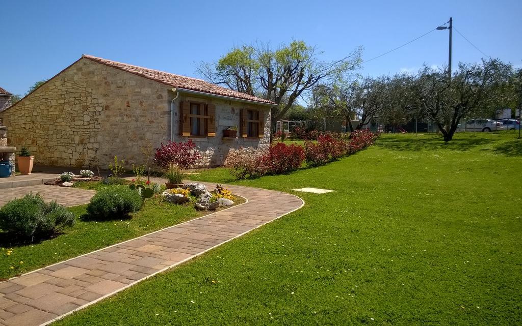 Holiday House Sweet Home Umag Exterior foto